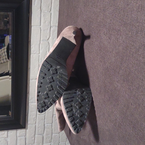 Stuart Weitzman, gray ankle boots - Picture 6 of 8